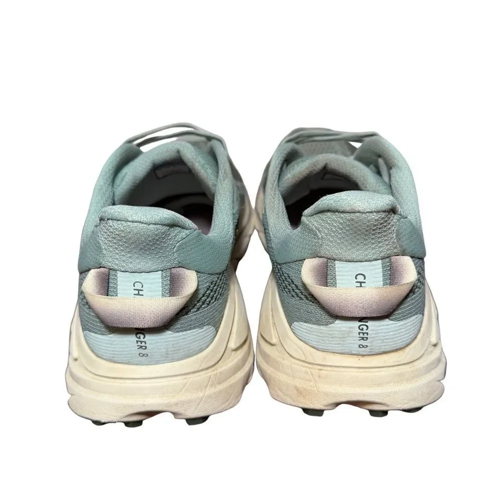 Hoka men’s challenger 8 Athletic Shoes - Light Blue and White size 9.5 D